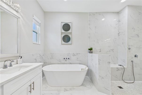 Bathroom, Free Standing Baths, Interior, Marble, Marble Walls, Recessed Lighting