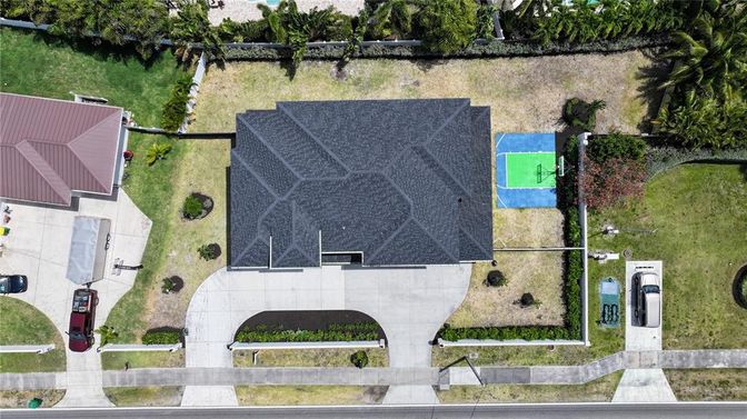 Exterior, Drone