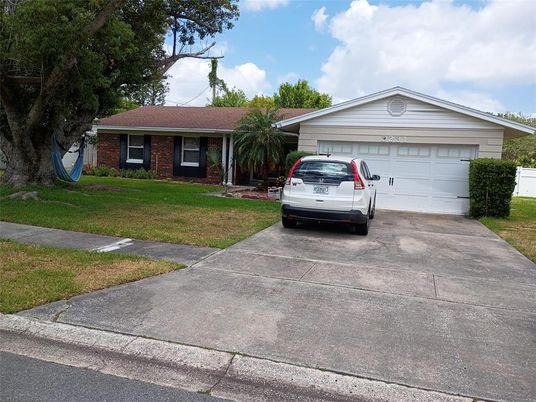 Attached, Exterior, Facade, Brick Facade, Ranch
