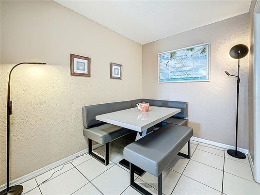 Dining room, Interior