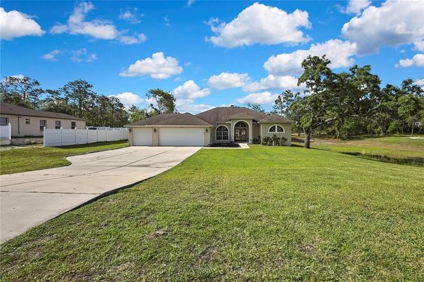 Attached, Backyard, Exterior, Facade, Ranch