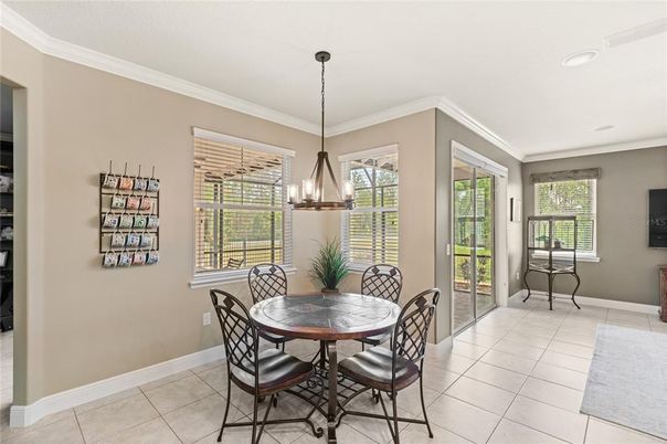 Dining room, Interior, Pendant Lights, Recessed Lighting