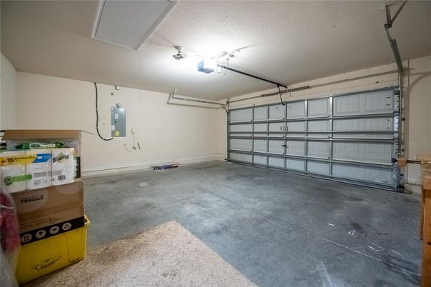 Garage, Interior