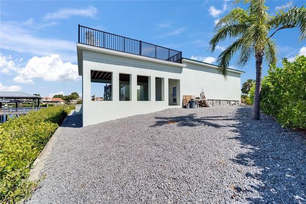 Backyard, Exterior