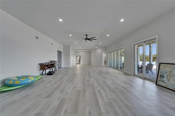 Interior, Recessed Lighting, Wood Texture Flooring