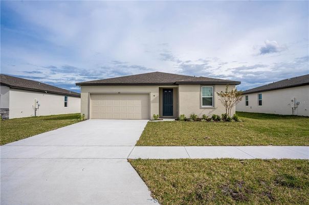 Attached, Exterior, Facade, Ranch