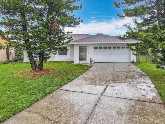 Attached, Backyard, Exterior, Facade, Ranch