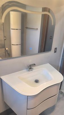 Bathroom, Free Standing Baths, Interior