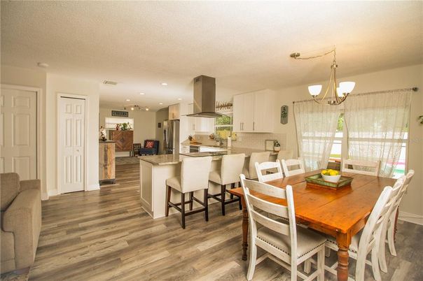 Dining room, Interior, Kitchen, Pendant Lights, Recessed Lighting, Wood Texture Flooring