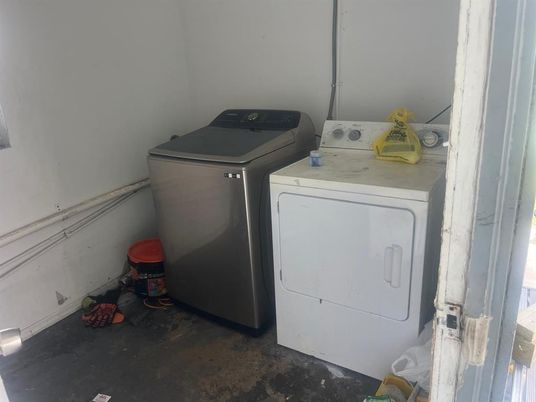 Interior, Utility Closets, Washer