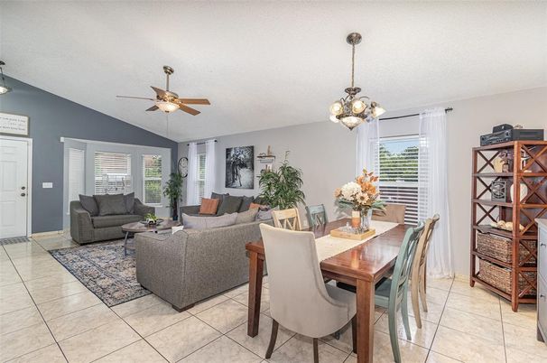 Dining room, Interior, Living room, Pendant Lights