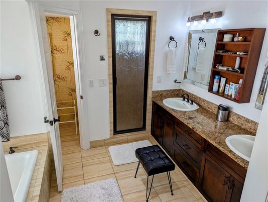 Bathroom, Dual Sink Vanities, Interior
