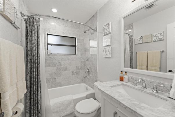 Bathroom, Interior, Marble Walls, Recessed Lighting