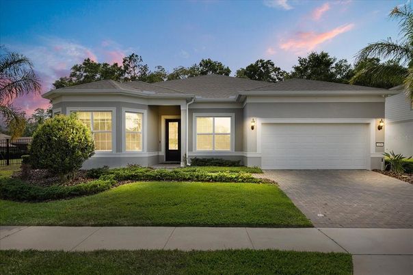 Attached, Exterior, Facade, Ranch