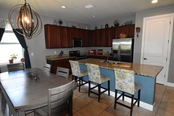 Dining room, Interior, Kitchen, Recessed Lighting, Stainless Steel Appliances