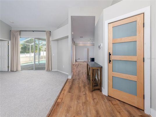 Interior, Recessed Lighting, Wood Texture Flooring