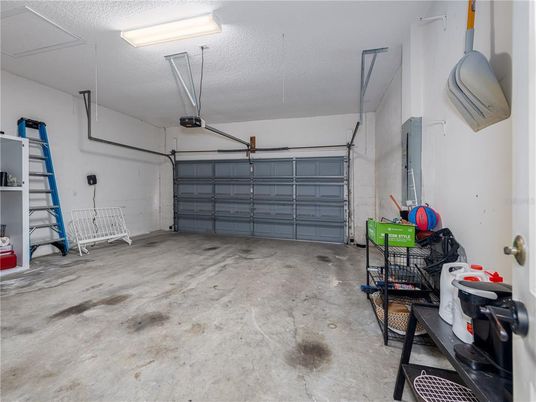 Garage, Interior