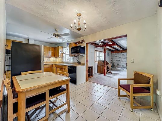 Chandelier, Dining room, Interior, Kitchen