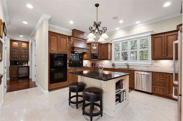 Chandelier, Interior, Kitchen, Recessed Lighting, Stainless Steel Appliances