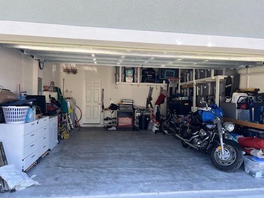 Garage, Interior