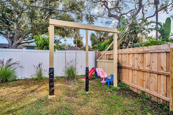 Backyard, Exterior