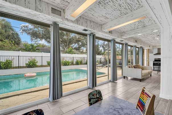 Interior, Pool, Sun Room