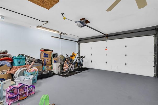 Garage, Interior