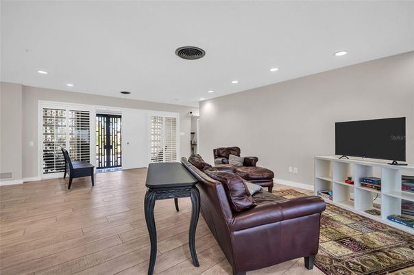 Interior, Living room, Recessed Lighting, Wood Texture Flooring
