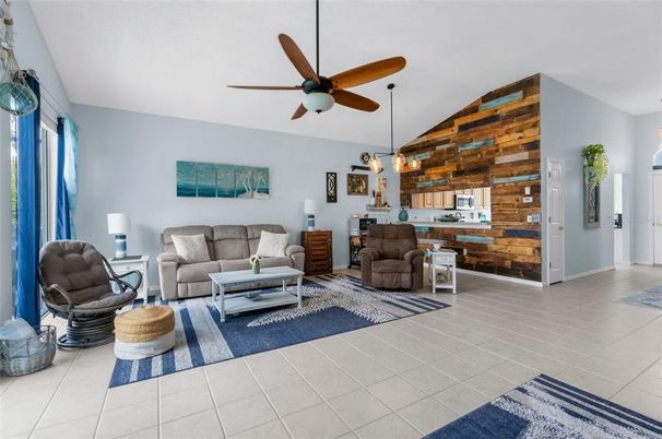 Interior, Living room, Pendant Lights, Wooden Walls