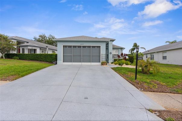 Attached, Exterior, Facade, Ranch