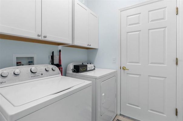 Interior, Washer