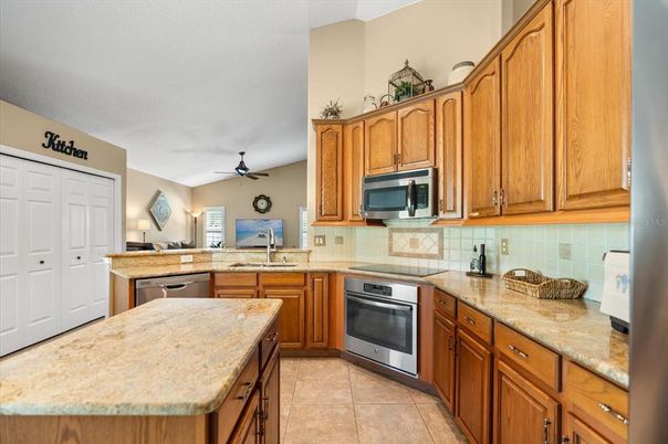 Interior, Kitchen, Stainless Steel Appliances