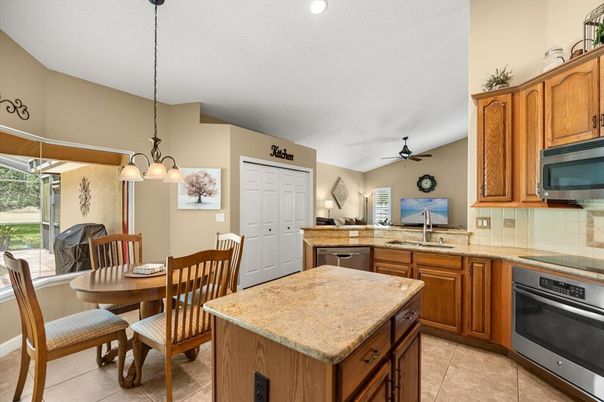 Dining room, Interior, Kitchen, Pendant Lights, Recessed Lighting