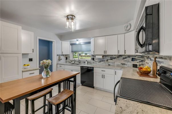 Interior, Kitchen, Stainless Steel Appliances