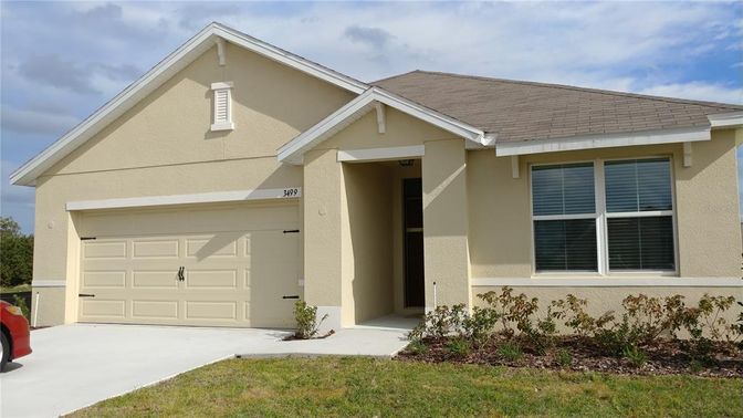 Attached, Exterior, Facade, American Craftsman