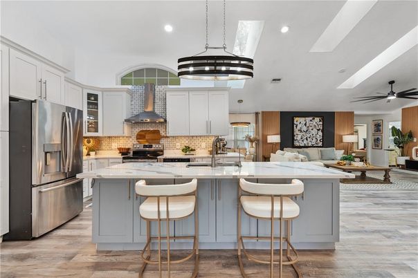 Interior, Kitchen, Living room, Pendant Lights, Recessed Lighting, Stainless Steel Appliances, Wood Texture Flooring