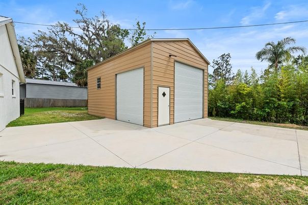 Backyard, Detached Garage, Exterior