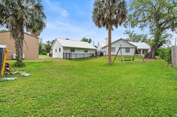 Backyard, Exterior, Playground