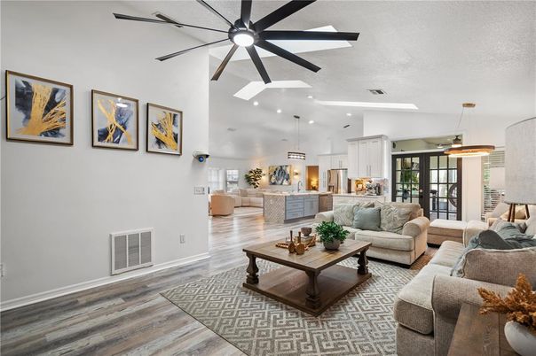 Interior, Kitchen, Living room, Pendant Lights, Recessed Lighting, Wood Texture Flooring