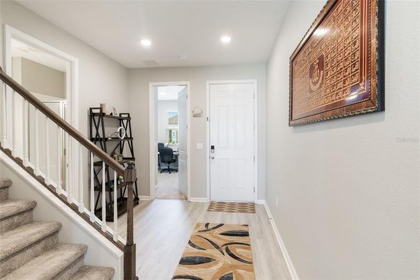 Interior, Recessed Lighting, Wood Texture Flooring