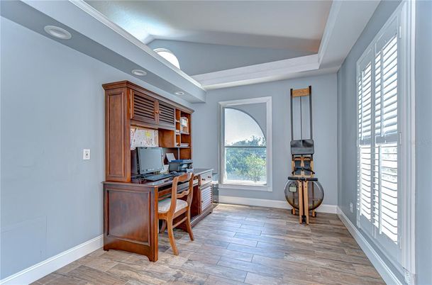 Home Office, Interior, Recessed Lighting, Wood Texture Flooring