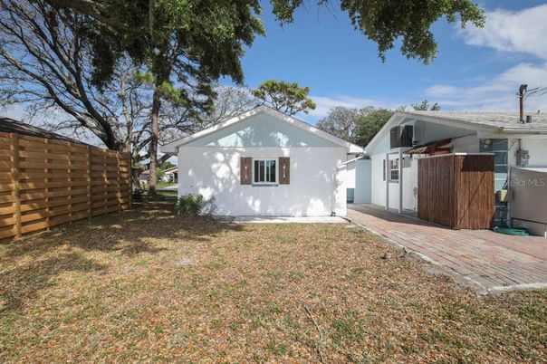 Backyard, Exterior
