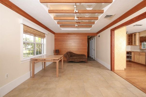 Interior, Pendant Lights, Wooden Beams, Wooden Walls