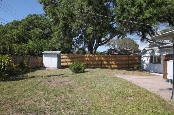 Backyard, Exterior
