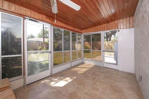 Interior, Sun Room, Wooden Ceilings