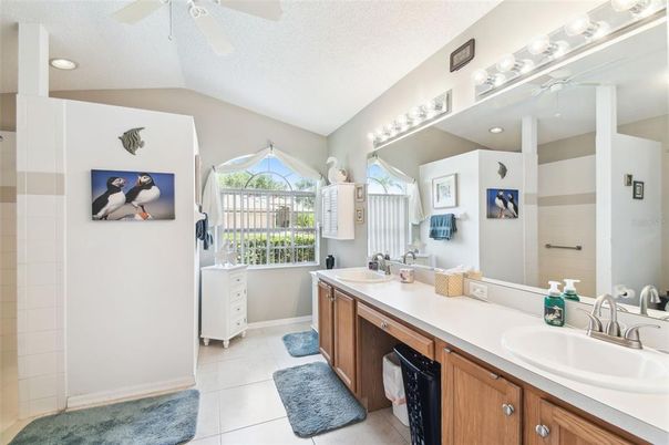 Bathroom, Dual Sink Vanities, Interior, Recessed Lighting