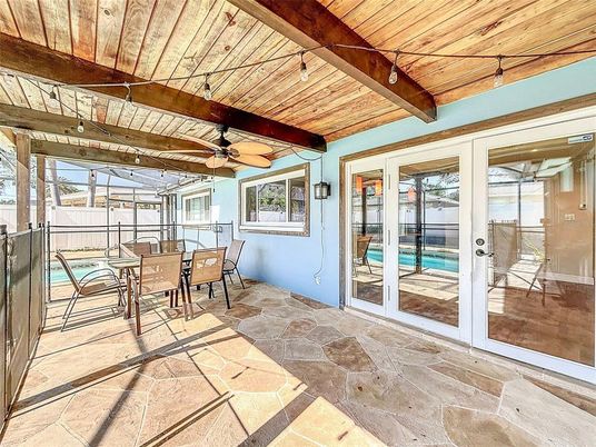 Dining room, Interior, Sun Room, Wooden Beams, Wooden Ceilings