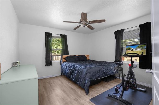 Bedroom, Fitness Equipment, Interior, Wood Texture Flooring