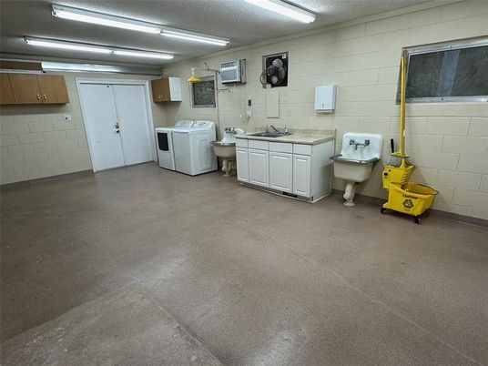 Interior, Washer