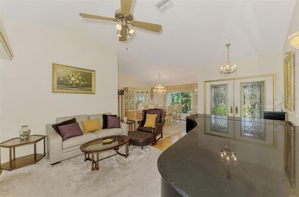 Chandelier, Dining room, Interior, Living room
